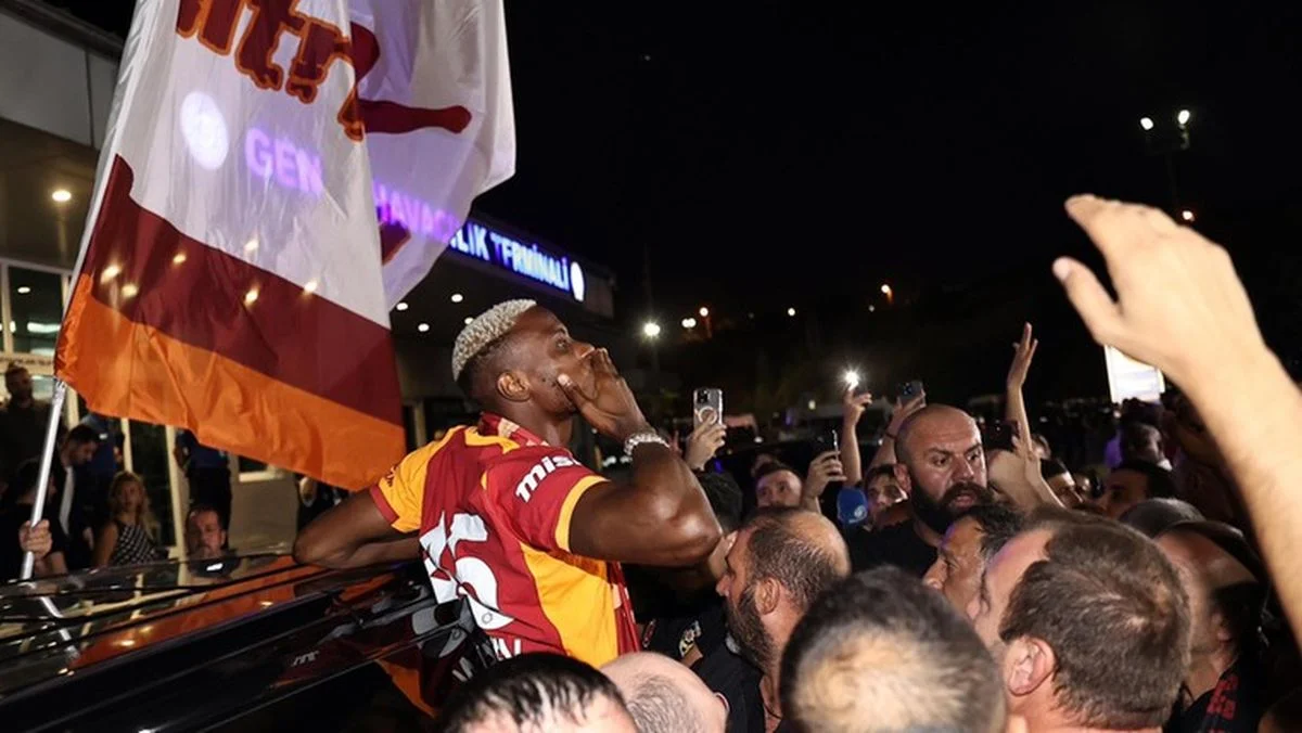 Віктор Осімхен / Pro Shots