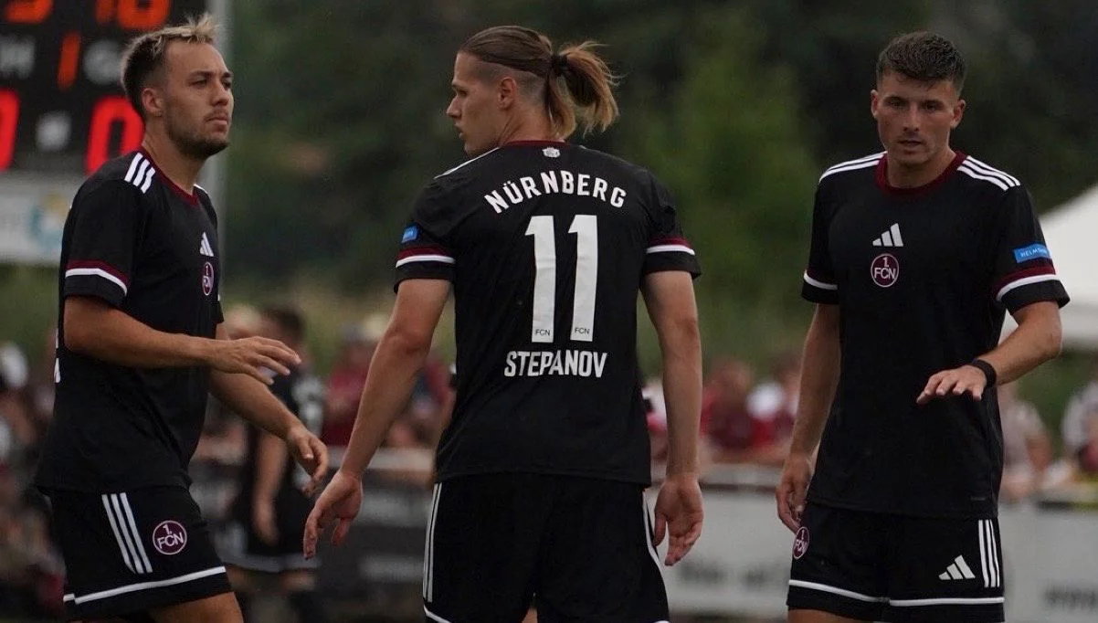 Фото к новости: Эльверсберг – Нюрнберг: стартовые составы и трансляция матча – официальный дебют Степанова, экс-игрок Динамо в основе