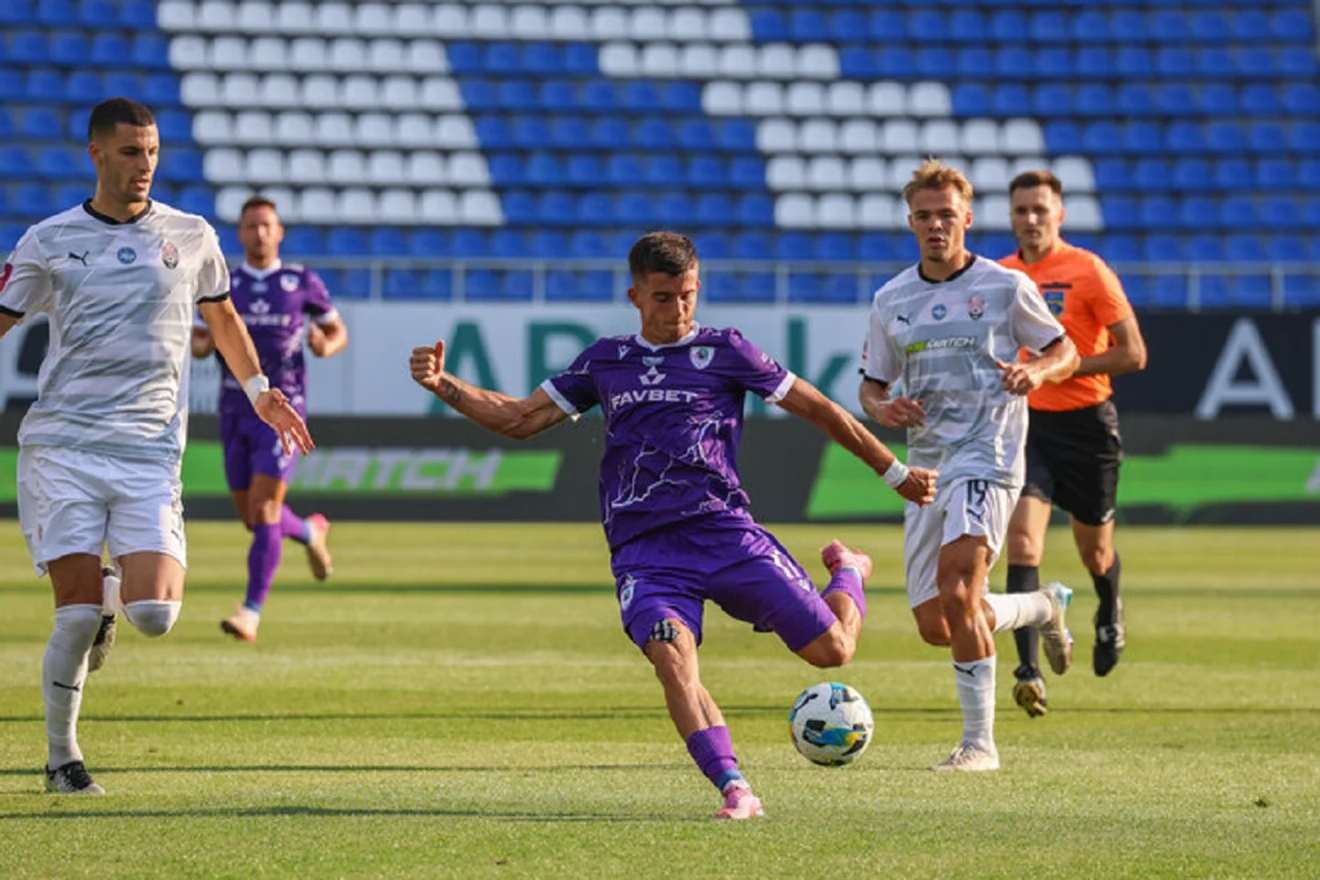  Зоря – ЛНЗ / ФК ЛНЗ