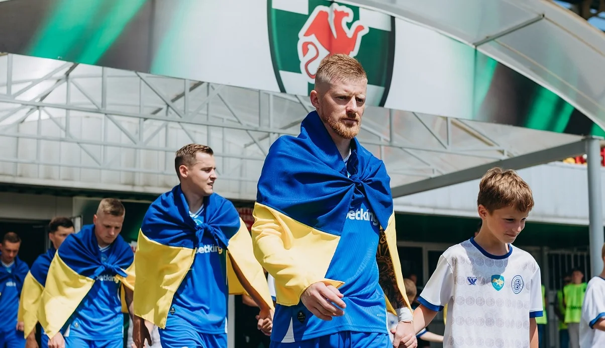 Євген Морозко веде в бій / Facebook