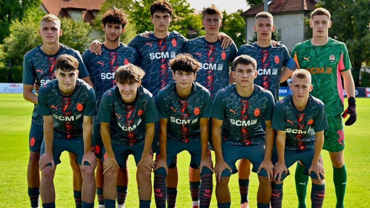 Игроки Шахтера U-19 / фото: ФК Шахтер