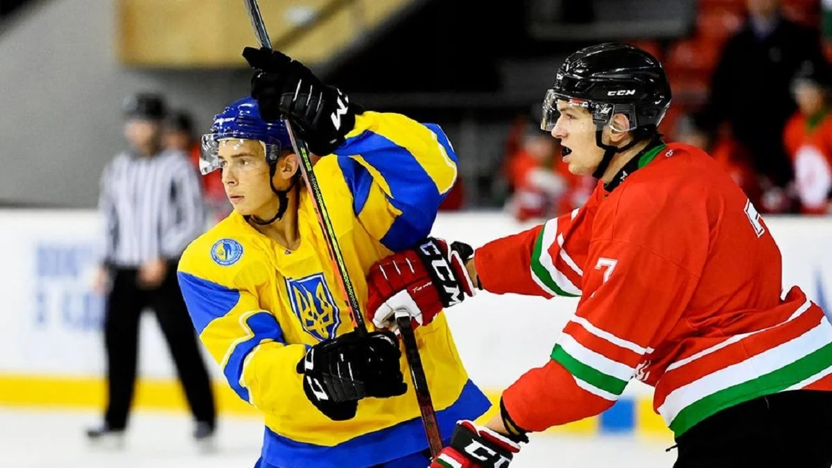 Гліб Варава (ліворуч) / Федерація хокею України