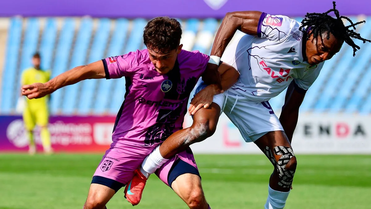 Фото к новости: ЛНЗ победил Эпицентр – черкасцы впервые выиграли под руководством Пономарева, забив три гола из офсайда