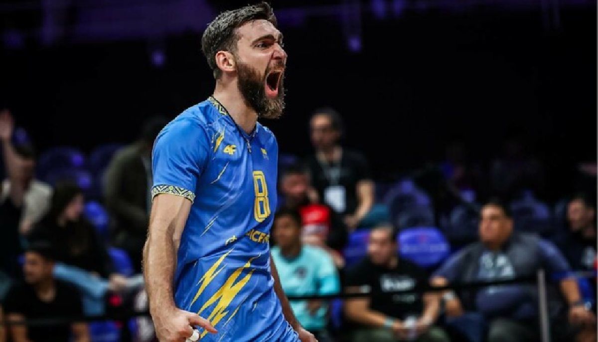 Дмитрий Янчук / FIVB