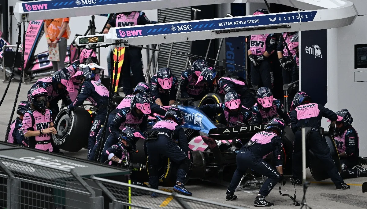 Команда Альпін / Photo by Mark Sutton - Formula 1/Formula 1 via Getty Images