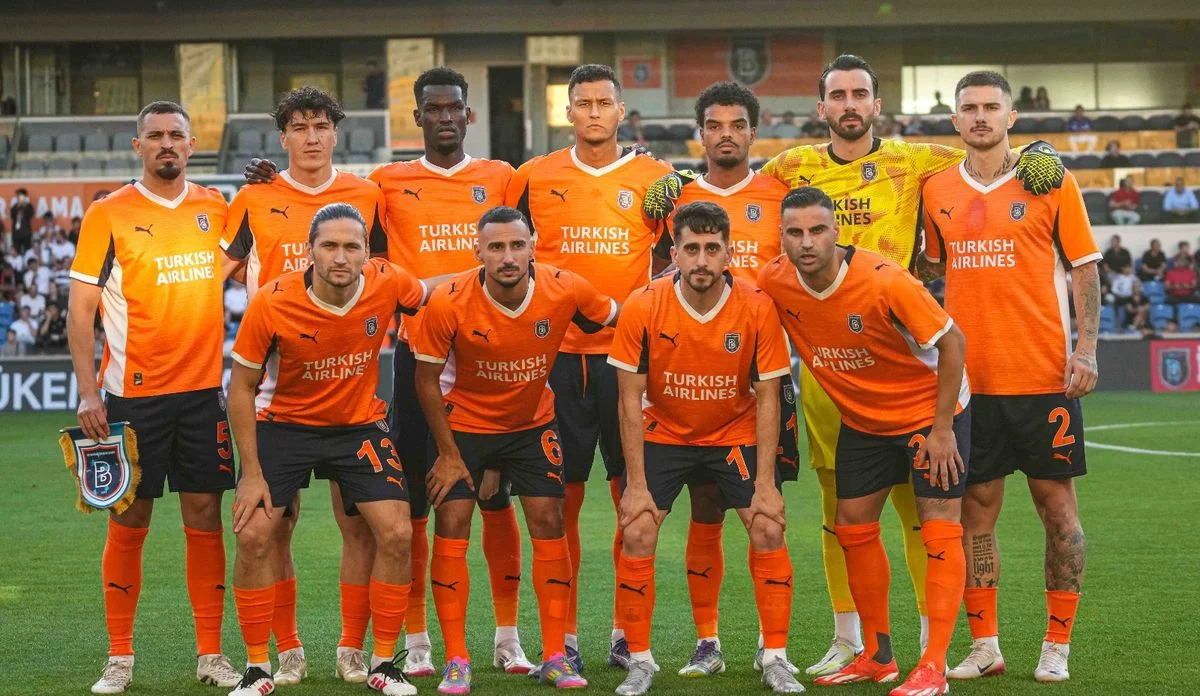 Истанбул Башакшехир / Истанбул Башакшехир