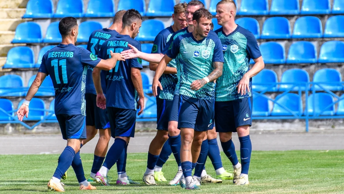 Футболисты Лесного / фото: ФК Лесное