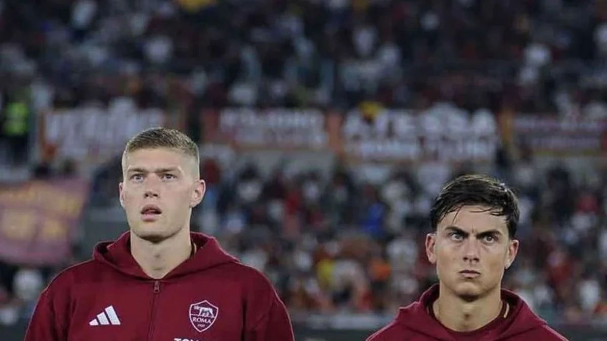 Артем Довбик та Пауло Дибала / FORNELLI/KEYPRESS – RomaForever.it