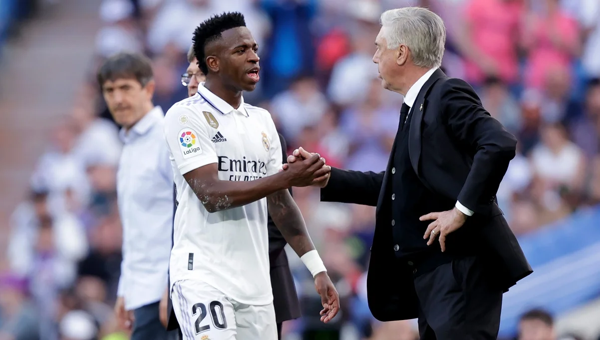 Винисиус Жуниор и Карло Анчелотти в Реале / фото: Getty images