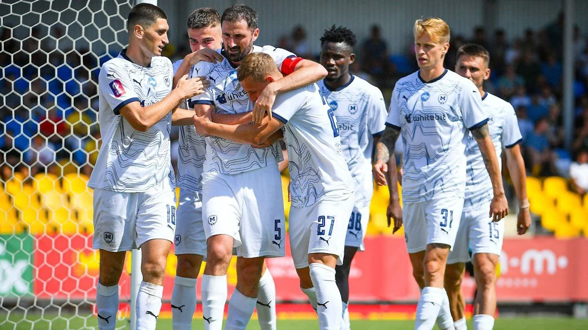 Іван Калюжний з партнерами по Металісту 1925 / фото: Металіст 1925