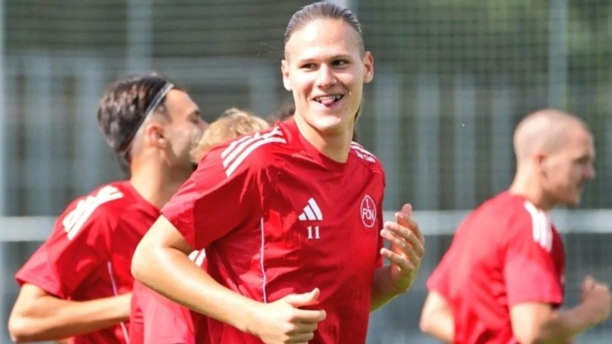 Артем Степанов / фото: ФК Нюрнберг