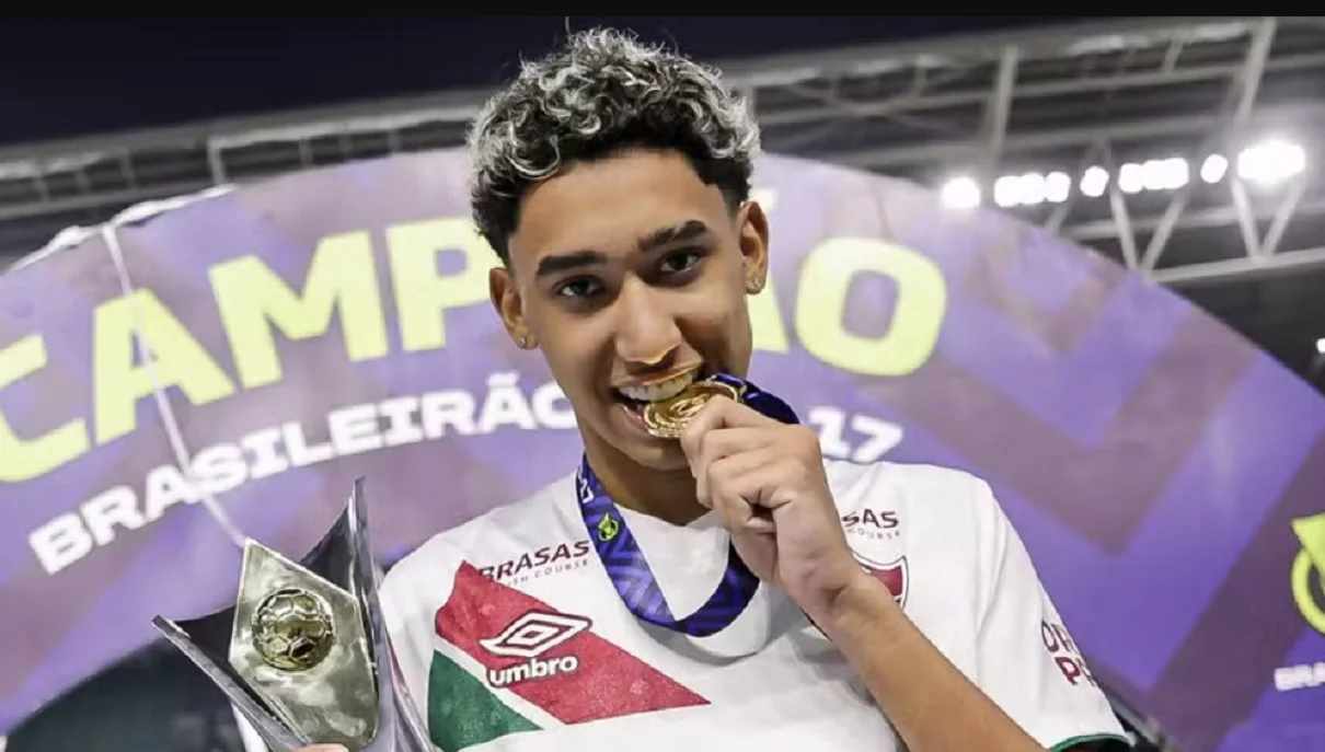 Ісаке Сілва / Фото Leonardo Brasil/FFC