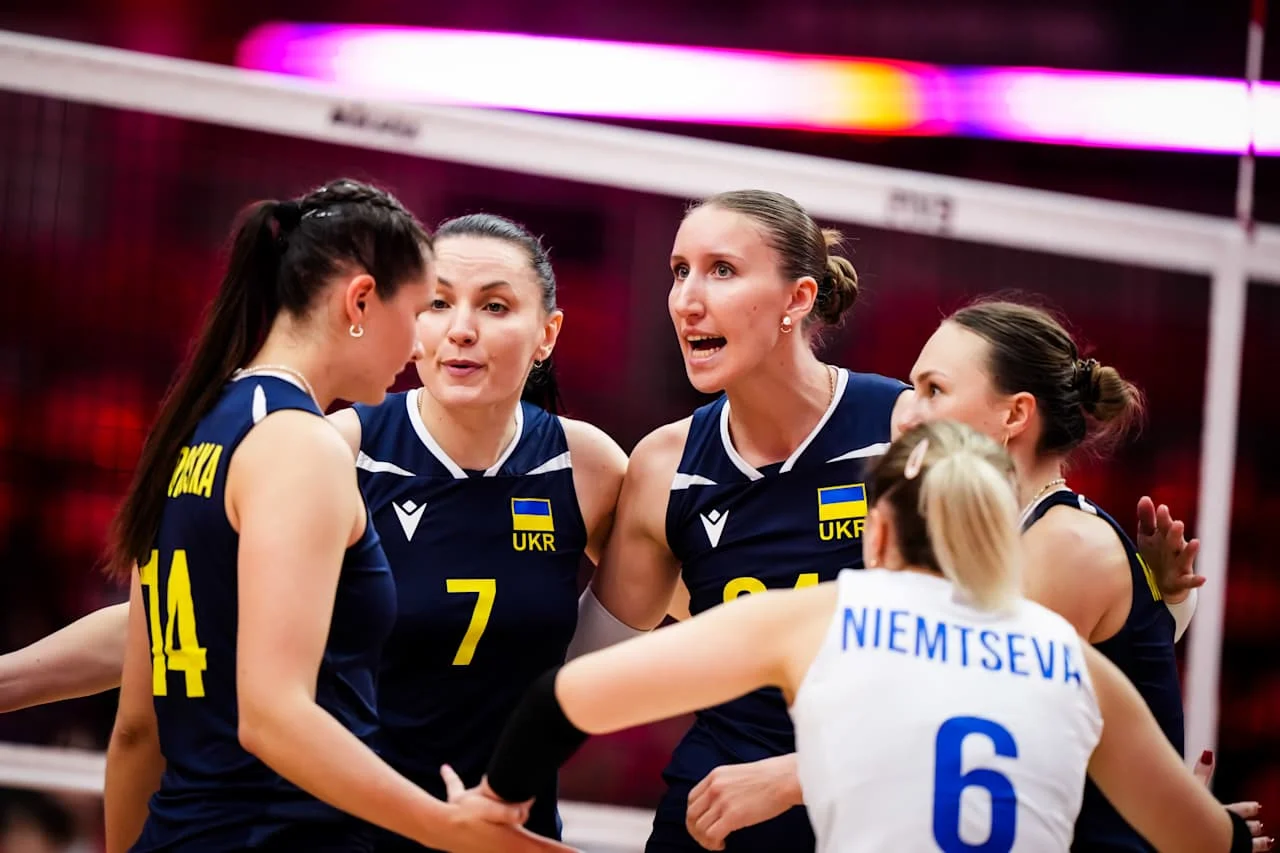 Жіноча збірна України з волейболу / Volleyballworld.com