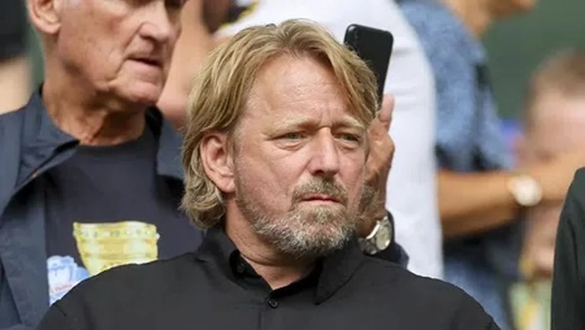 Свен Міслінтат / Pro Shots