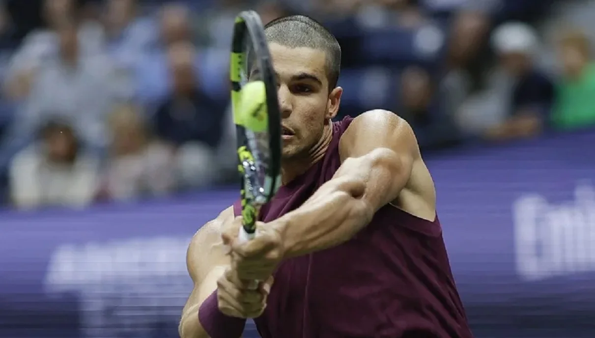 Карлос Алькарас / Фото EFE/EPA/John G. Mabanglo