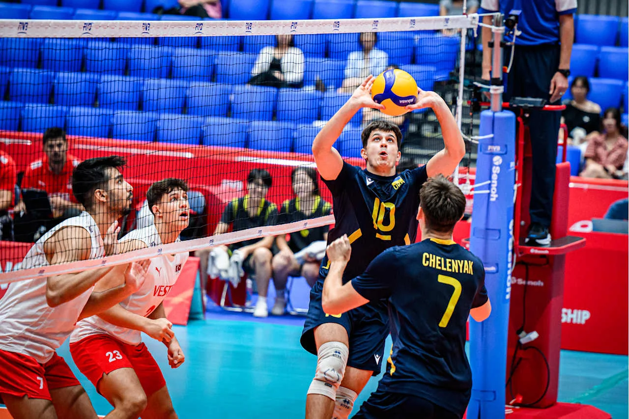 Украина переиграла Турцию / FIVB