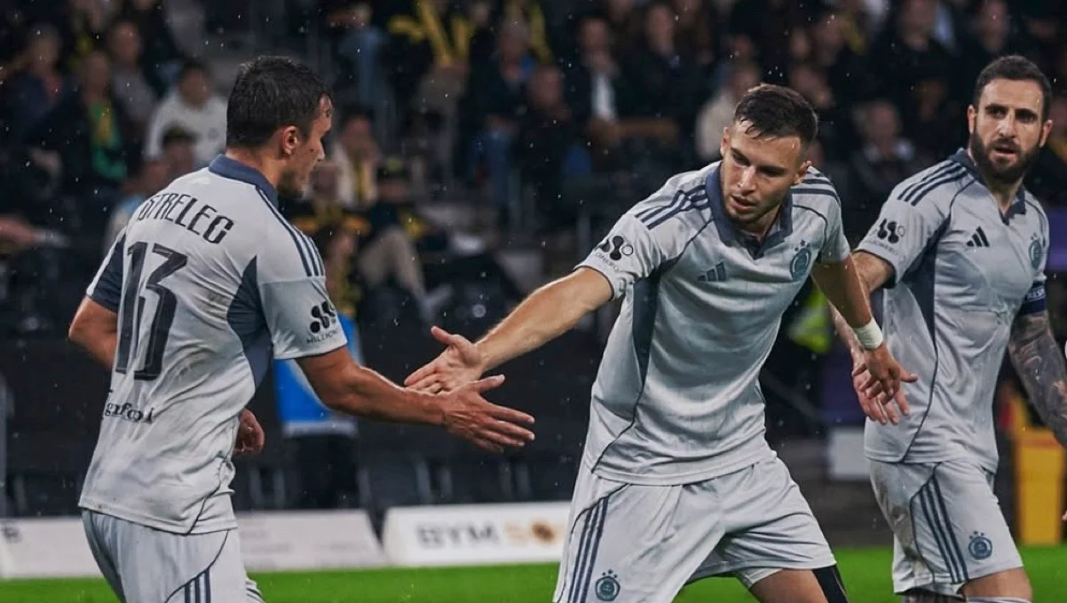 Микола Кухаревич з партнерами / фото: ФК Слован