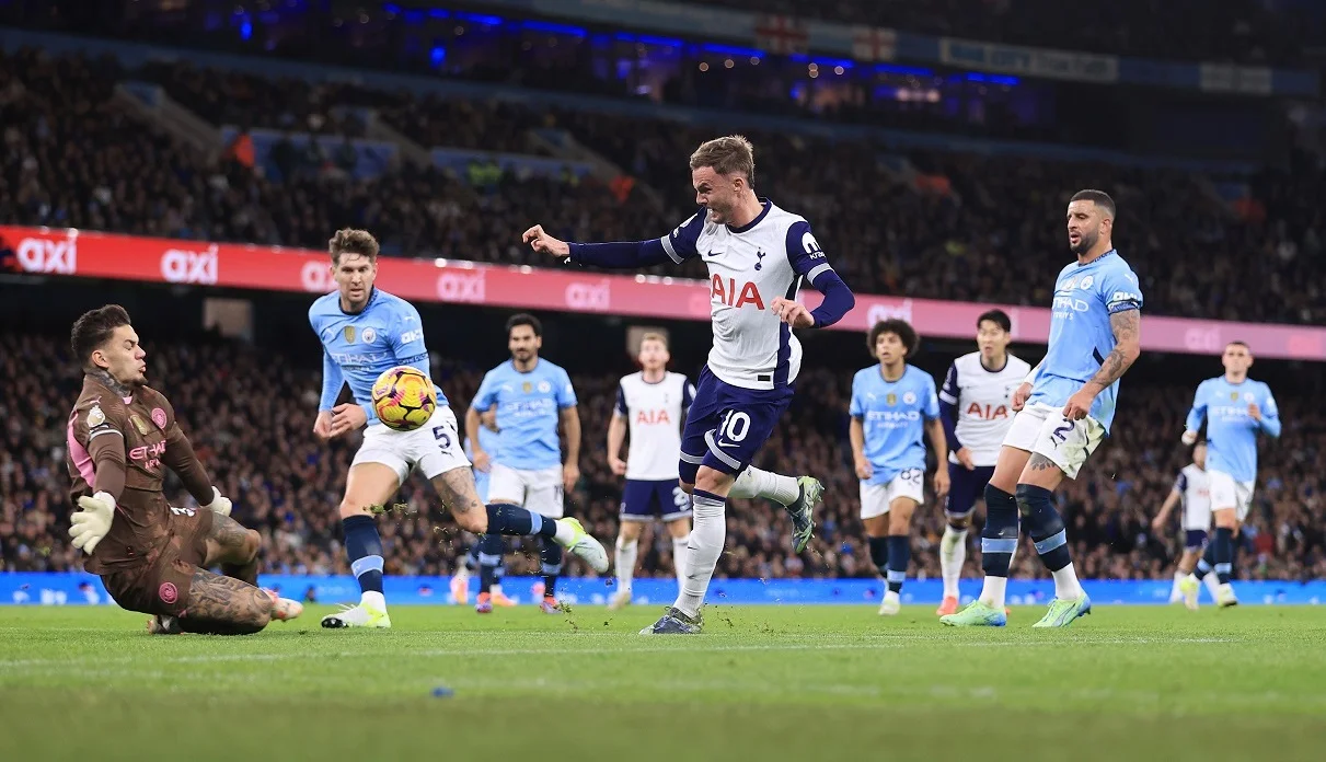 Меддісон в ЛЧ Тоттенхему не допоможе / Photo by Simon Stacpoole/Offside/Offside via Getty Images