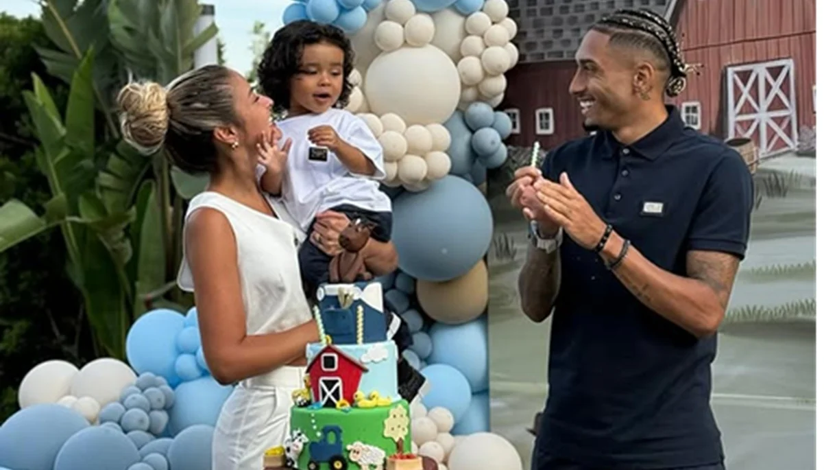 Рафінья з дружиною та сином / фото: соцмережі гравця