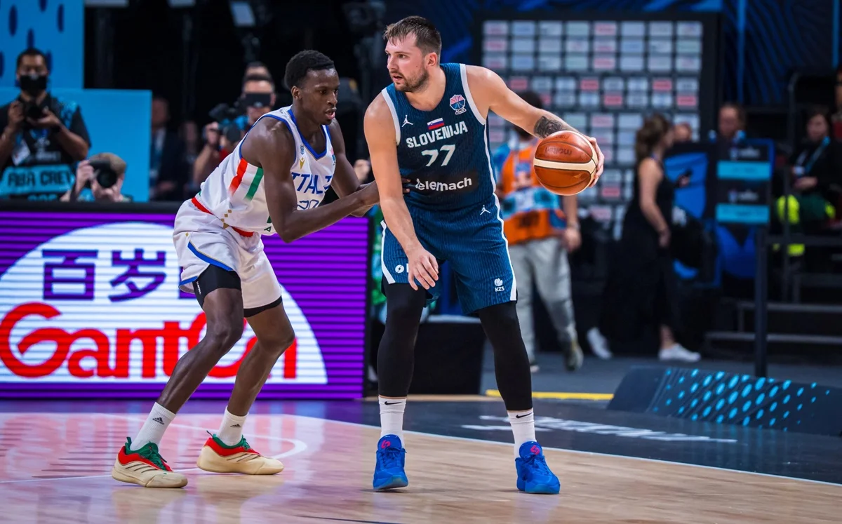 Лука Дончич и Ко переиграли Италию / fiba.basketball