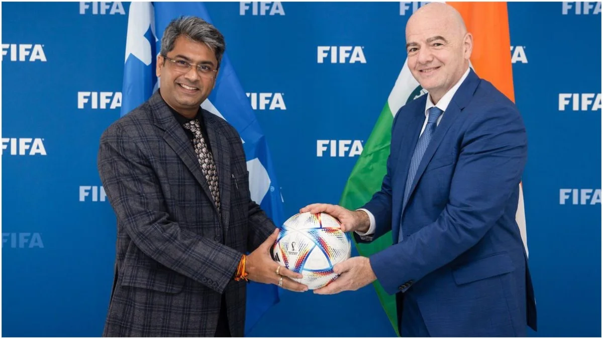 Глава AIFF и Джанни Инфантино / IMAGO