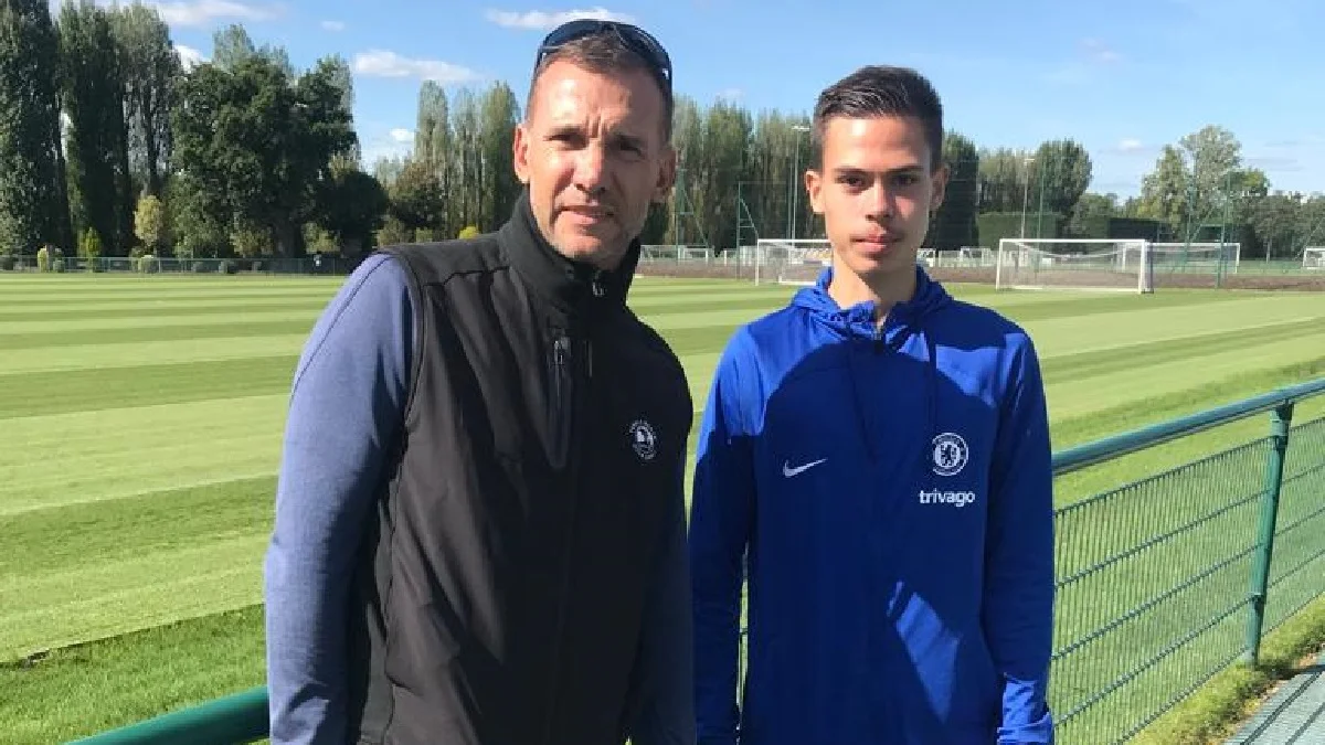 Фото к новости: Украинец, который не заиграл в Челси и феерил с Беллингемом, выбрал другую сборную