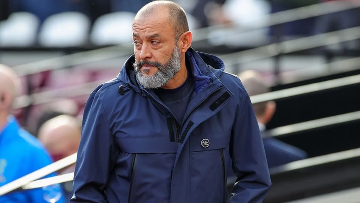 Нуну Ешпіріту Санту / Pro Shots