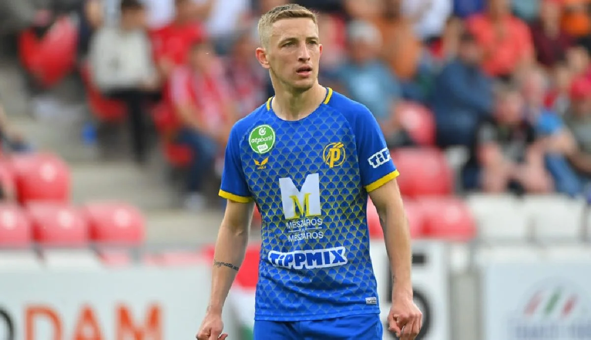 Артем Фаворов / ФК Академія Пушкаша