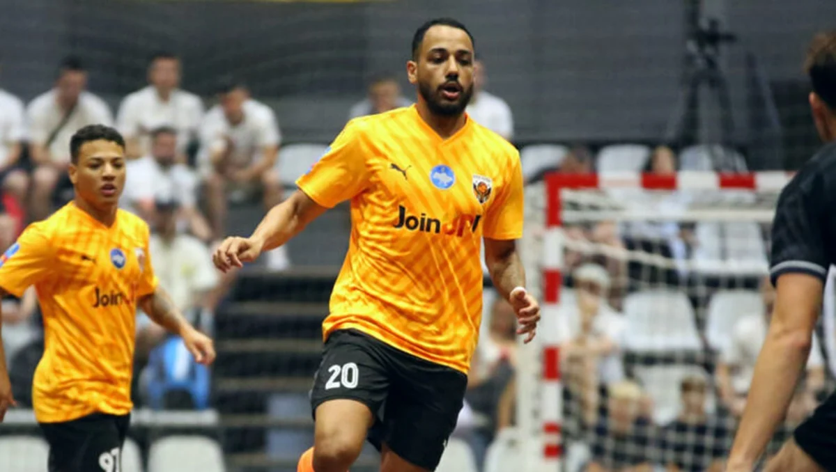 Фото к новости: Выбрана пятерка лучших игроков 2-го тура ЧУ по футзалу – два автора хет-триков