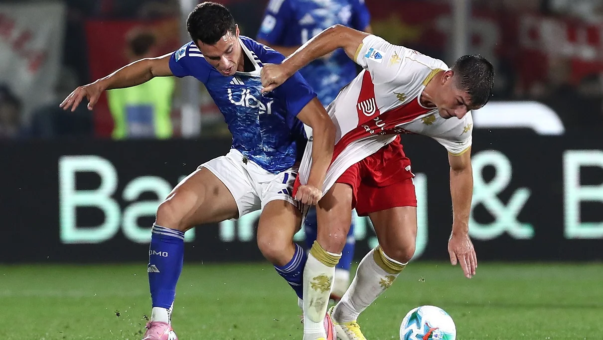 Комо – Дженоа – 1:1 / Photo by Marco Luzzani/Getty Images