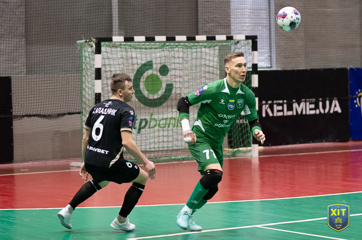 Александр Сухов (№ 77) / ФК ХИТ