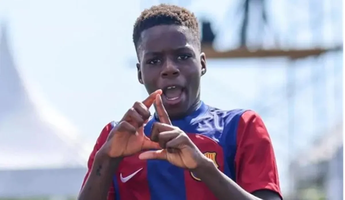  Дестини Косисо / скришот