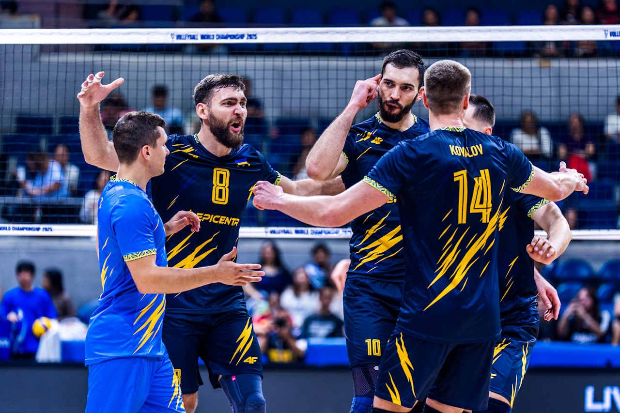 Чоловіча збірна України з волейболу / volleyballworld.com