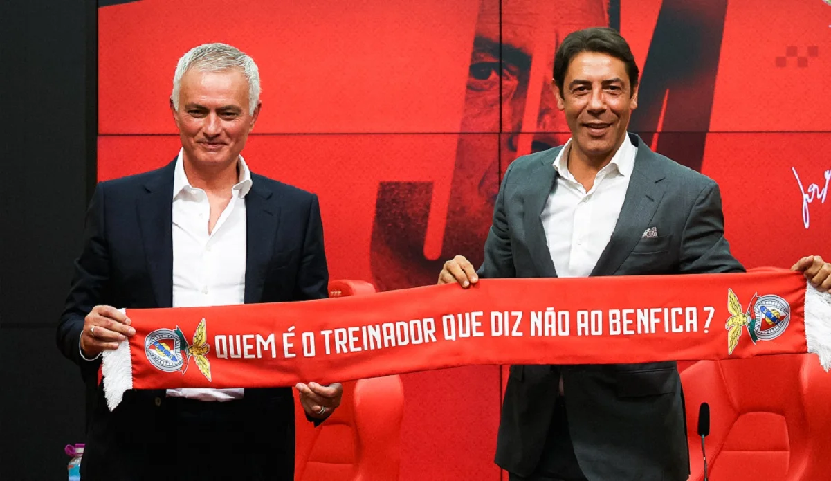 Жозе Моурінью та Руй Кошта / Фото ФК Бенфіка