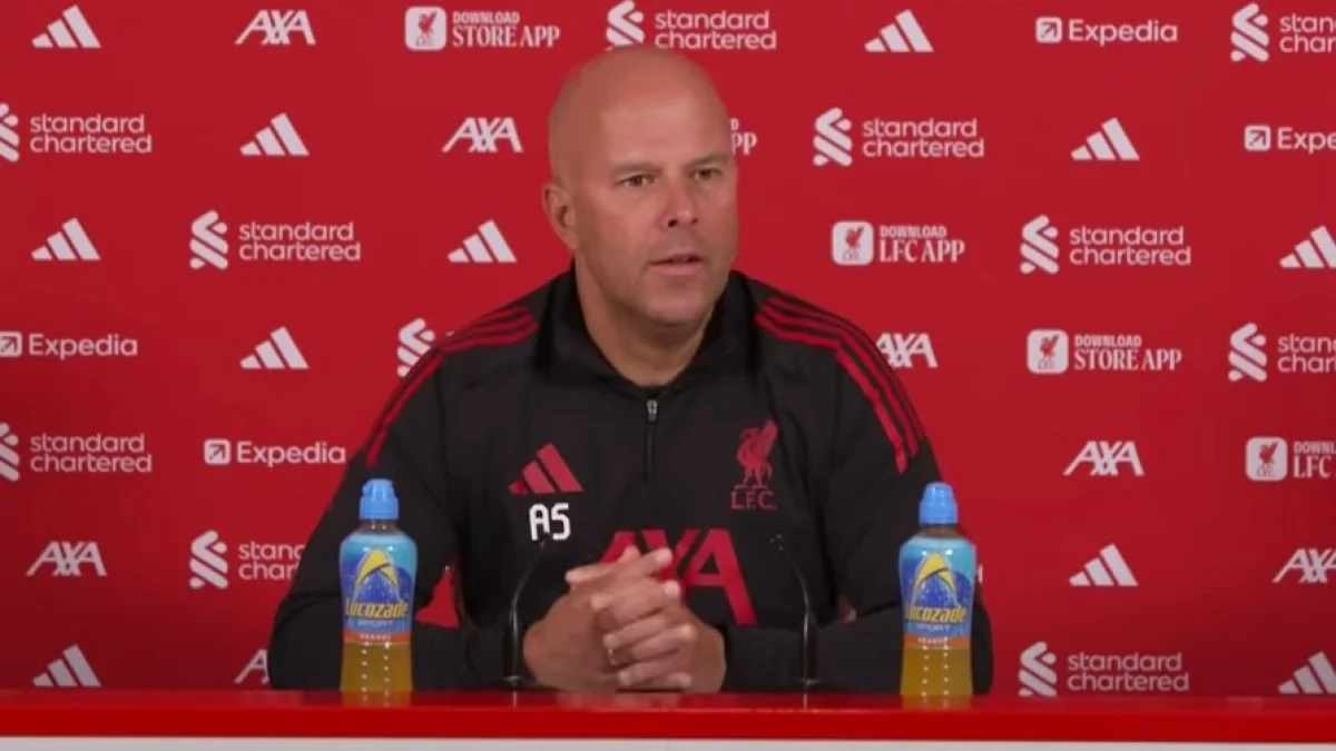 Арне Слот / скриншот с пресс-конференции