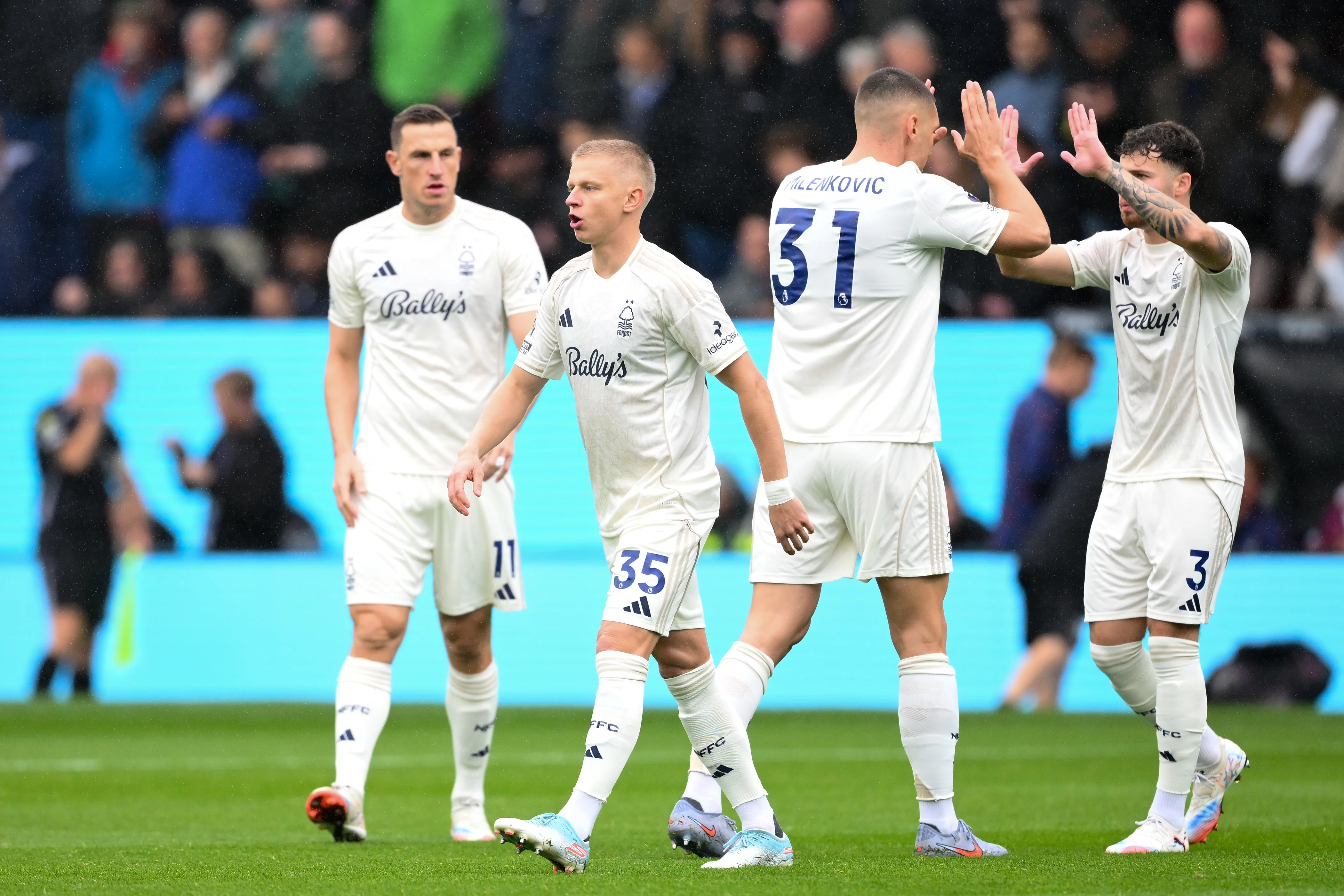 Александр Зинченко (по центру) / фото: Getty images