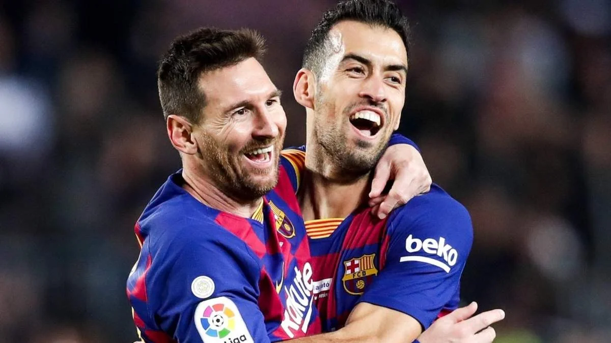 Месси и Бускетс / AFP