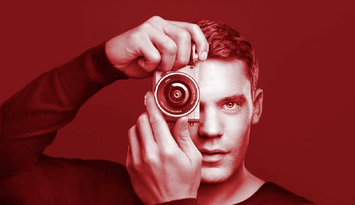 Мануель Нойєр / Sony