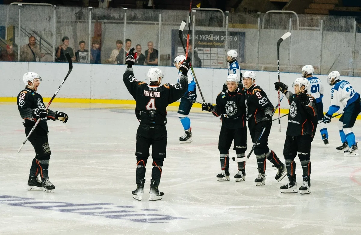 Кременчук легко переграв Одещину / ХК Кременчук