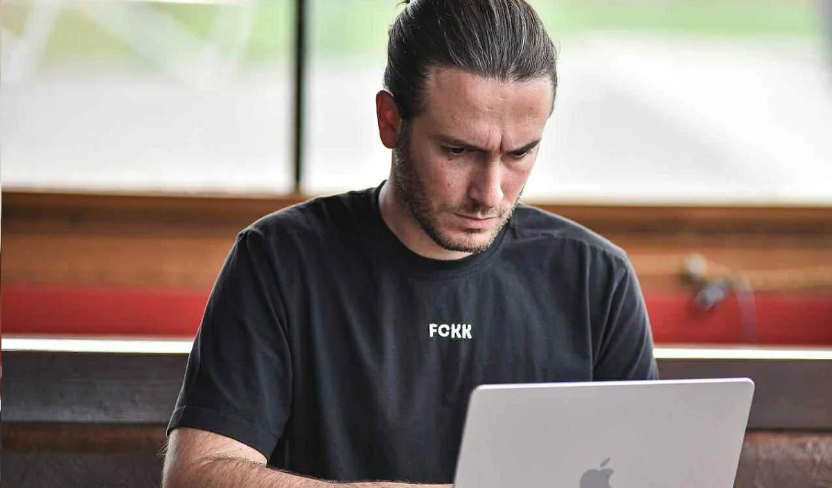 Маріос Александріс