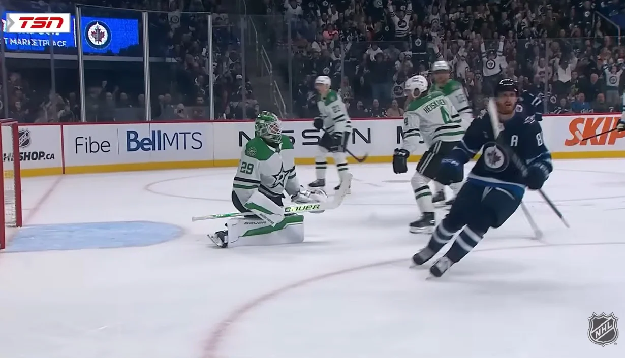 Виннипег проиграл дома Далласу / скриншот