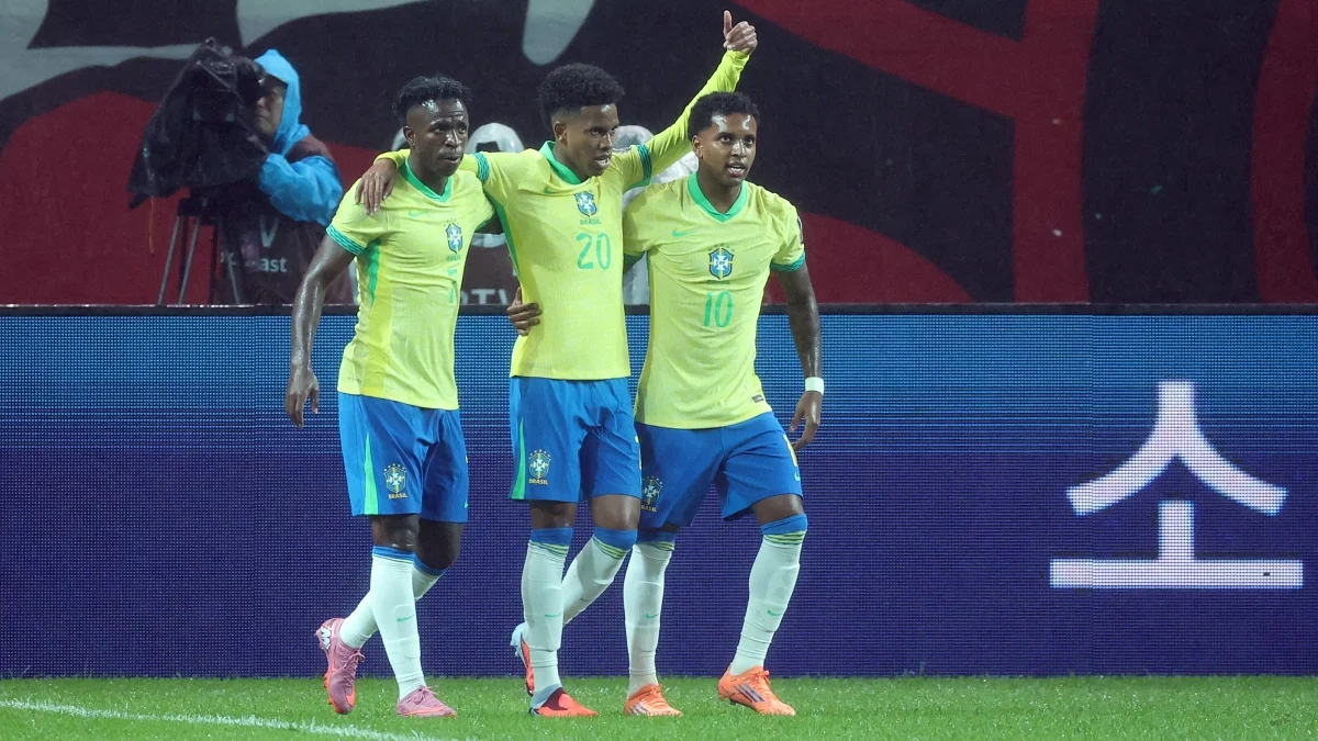 Вінісіус, Естевао та Родріго / Getty Images