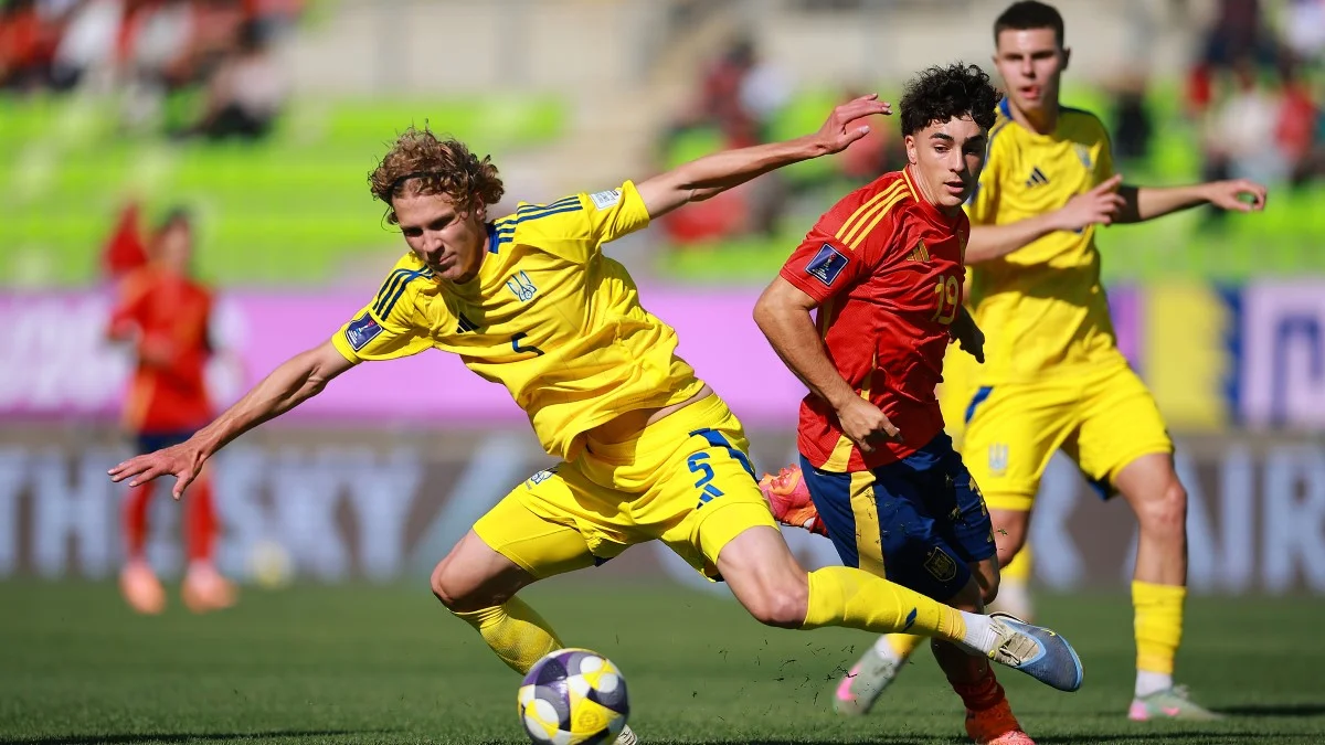 Владислав Кисіль / Photo by Hector Vivas - FIFA/FIFA via Getty Images