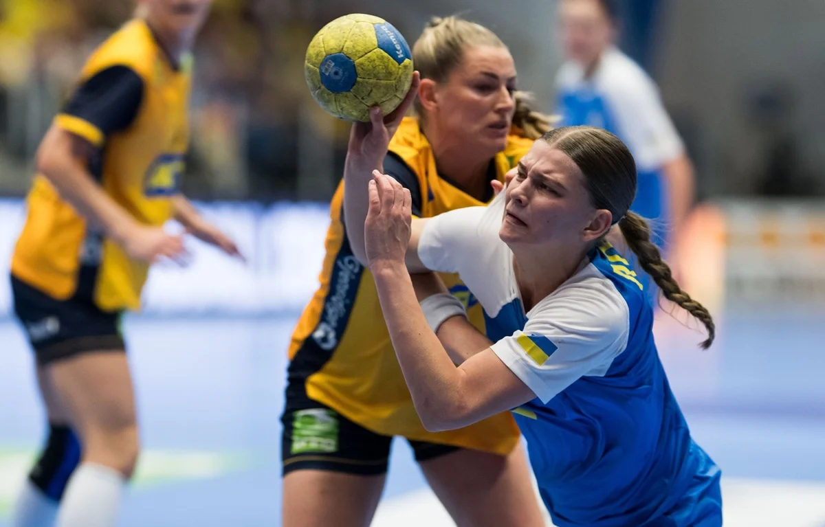 Украинки не смогли одолеть шведок / фото: ФГУ