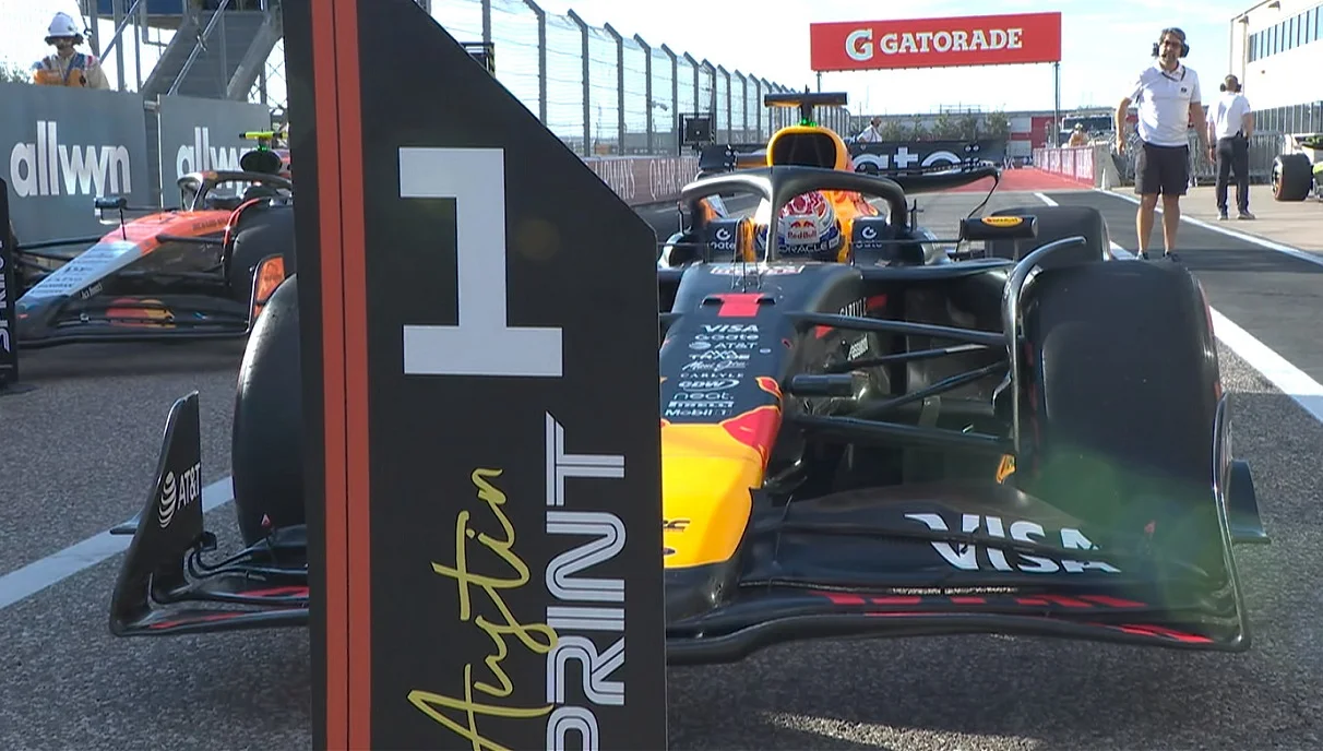 Ферстаппен со спринт-поулом / Скрин