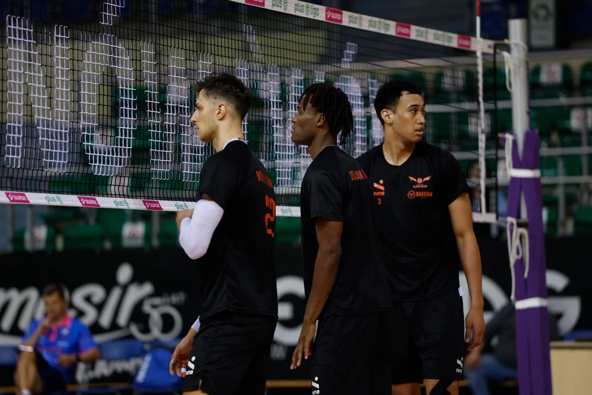 Барком-Кажани зазнав поразки у першій грі нового сезону / фото: ФК Барком-Кажани