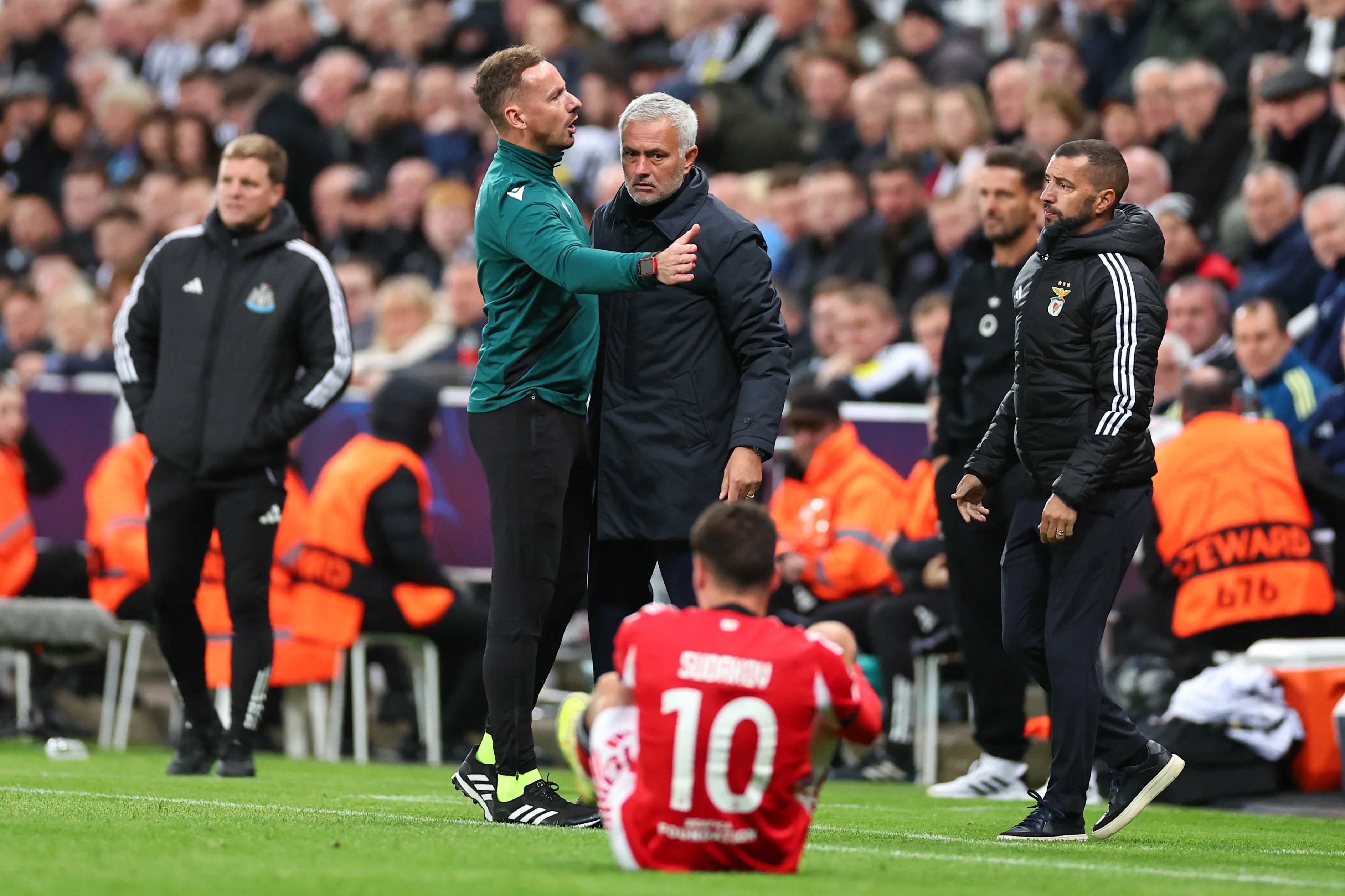 Ньюкасл – Бенфіка / Photo by Robbie Jay Barratt - AMA/Getty Images