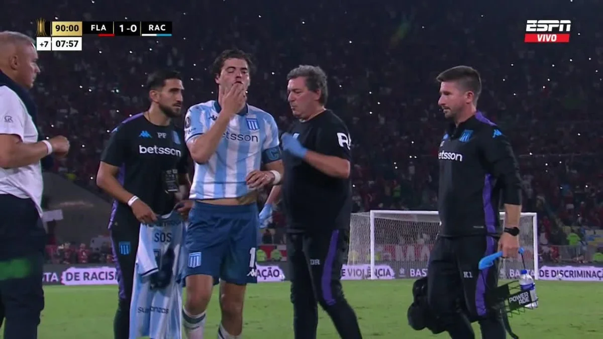 Сантьяго Соса після зіткнення з Маркосом Рохо / скріншот