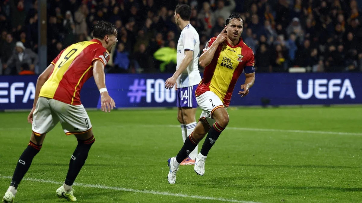 Гоу Ехед Іглс – Астон Вілла – 2:1 / Photo by ANP via Getty Images