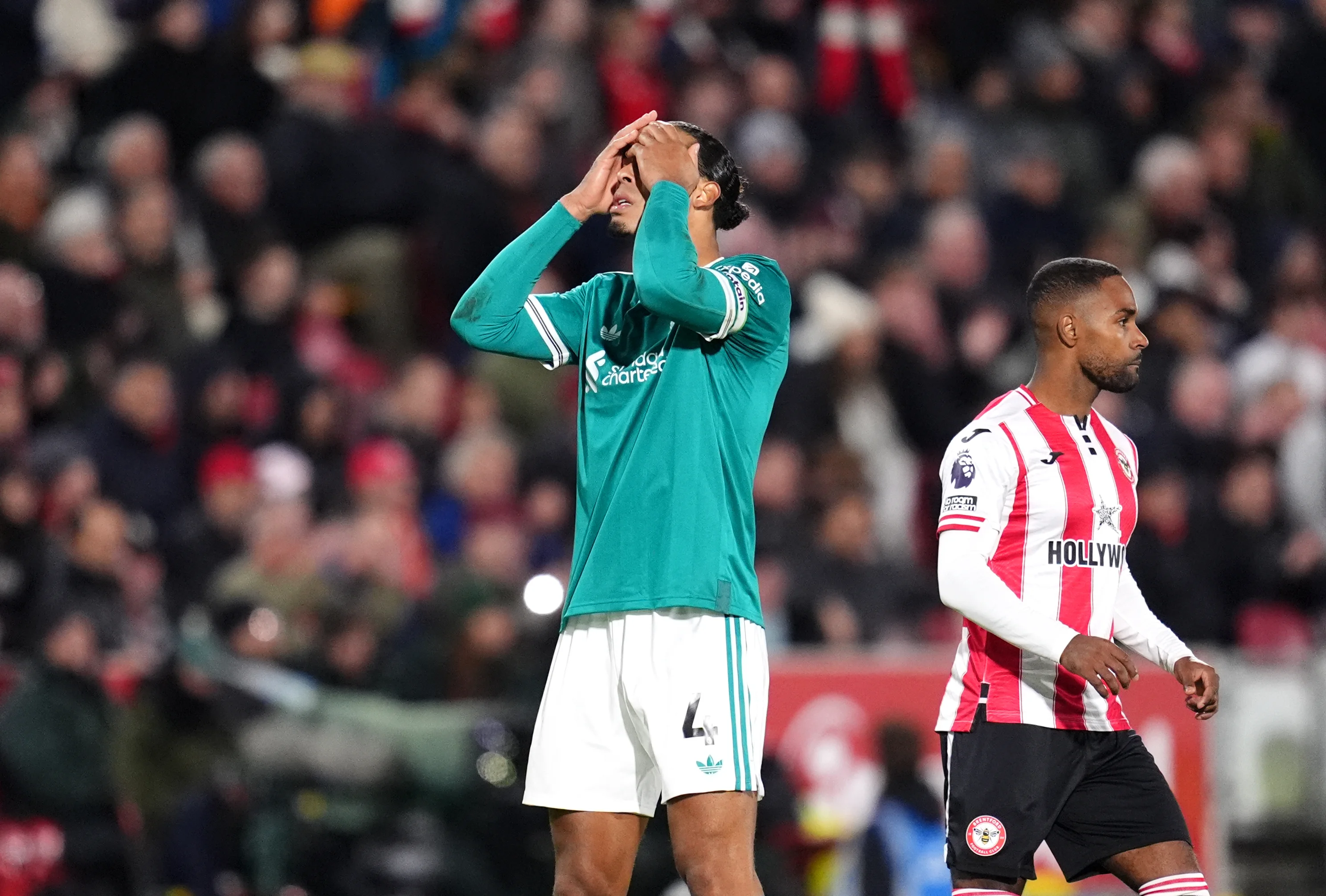 Вірджіл Ван Дейк в шоці від чергового фіаско Ліверпуля / Adam Davy/PA Images via Getty Images